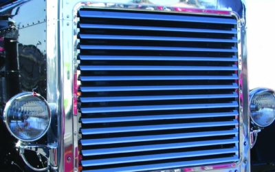 New Peterbilt 379 louvered grille