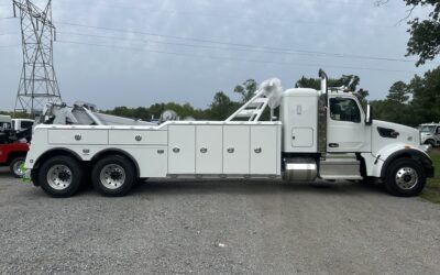 #N-3772: 2024 Peterbilt 567 w Century 5130 / 25 Ton Wrecker